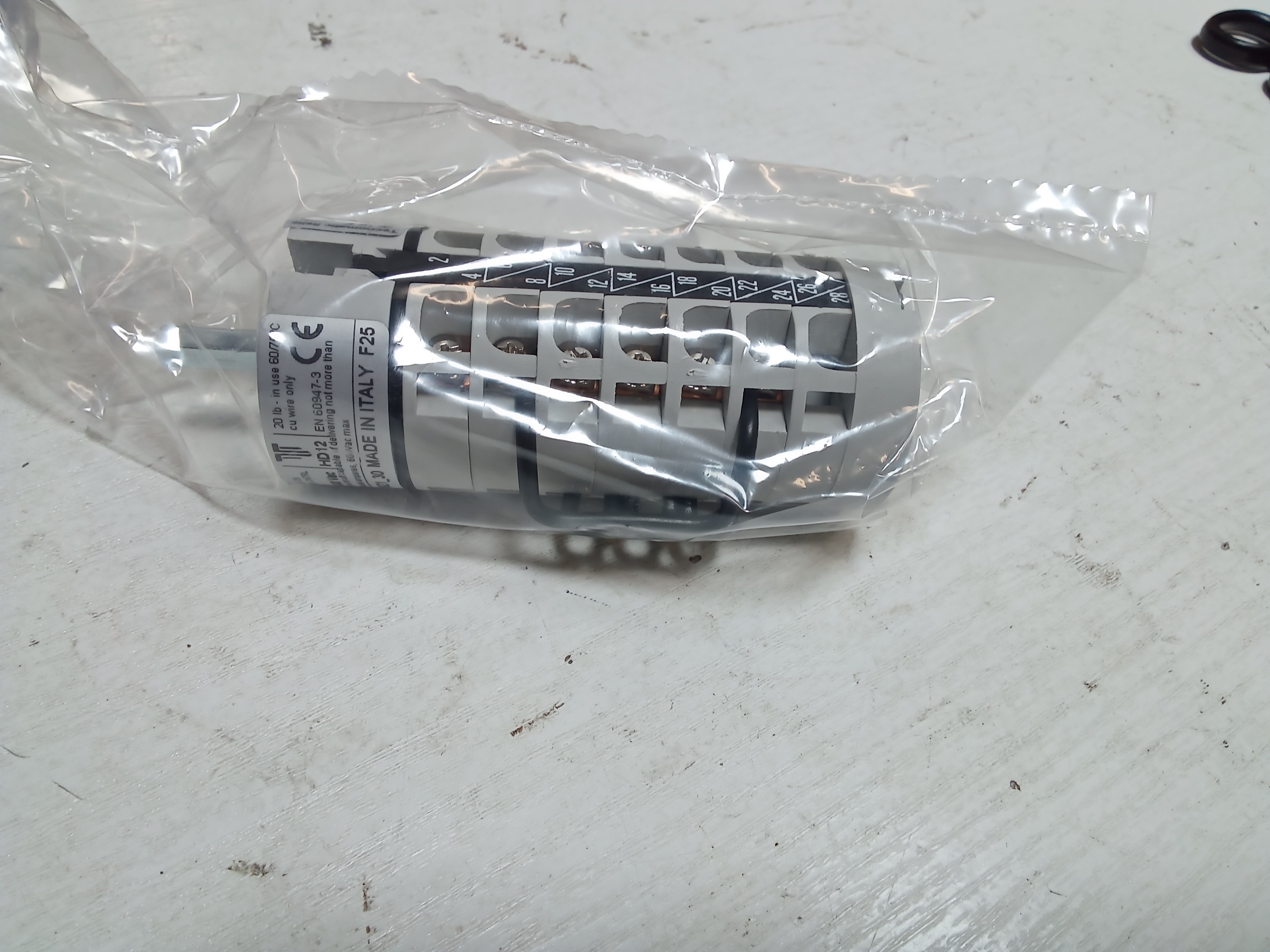 HD1211BR921-N0