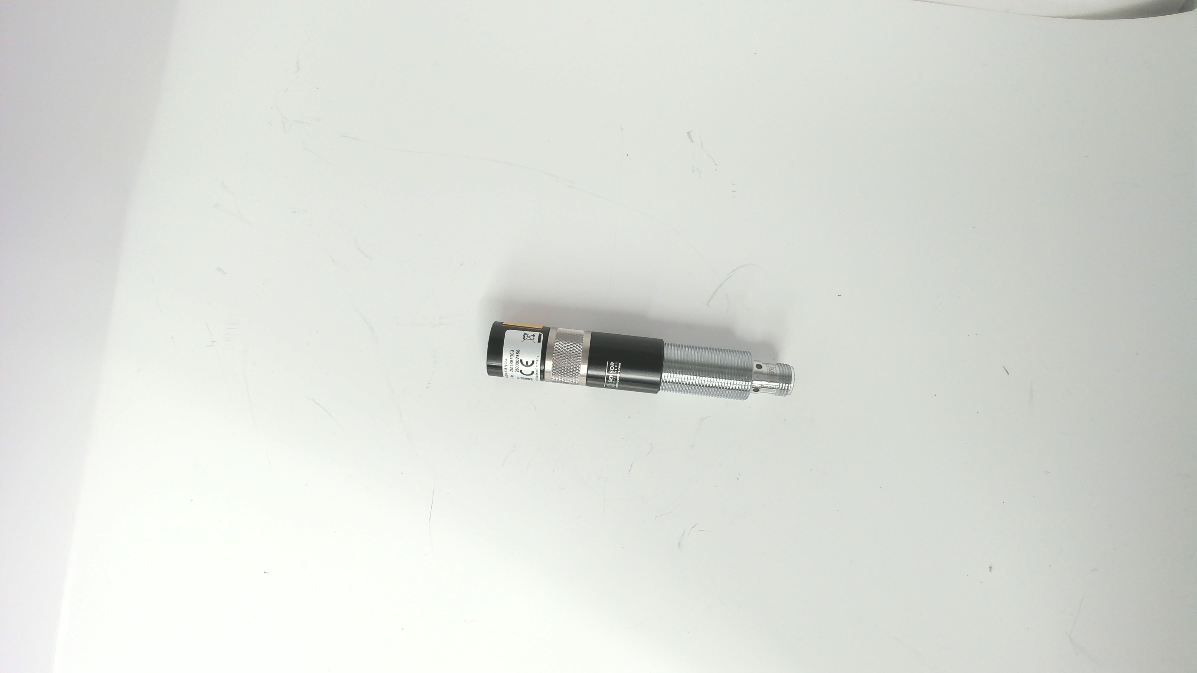 Z10M18B-F-640-LG90
