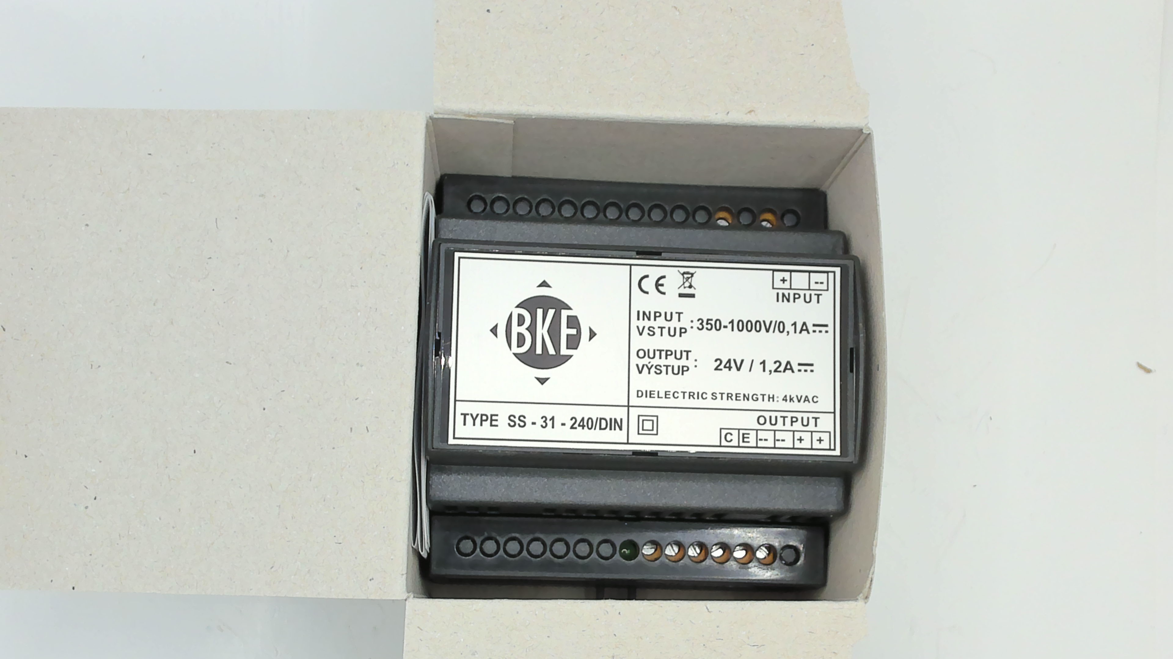 SS-31-240/DIN-4kV-EN