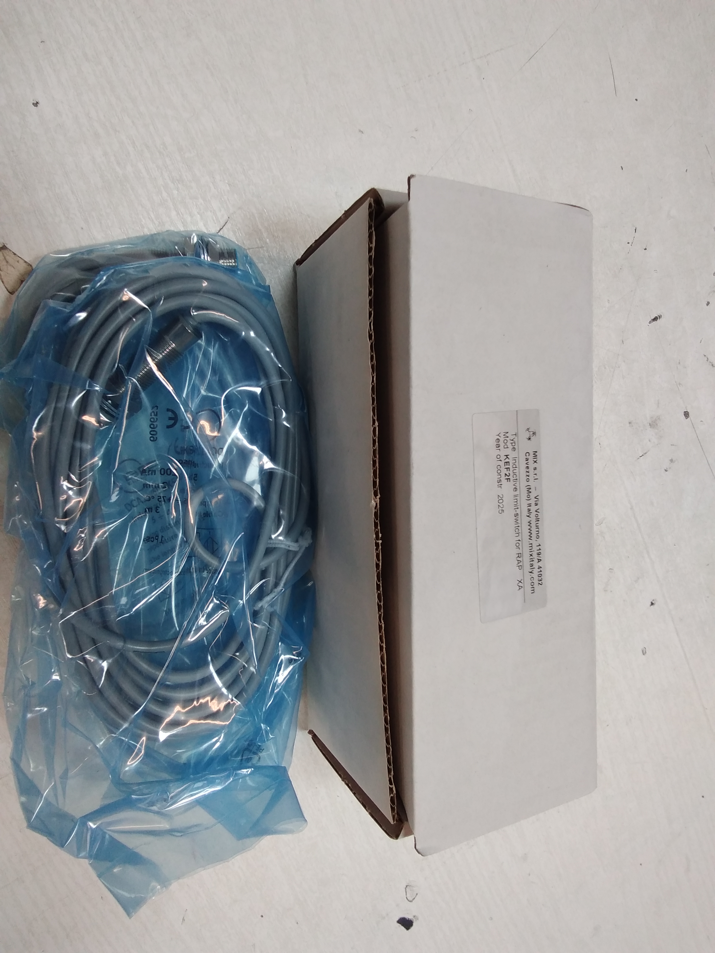 KEF2F