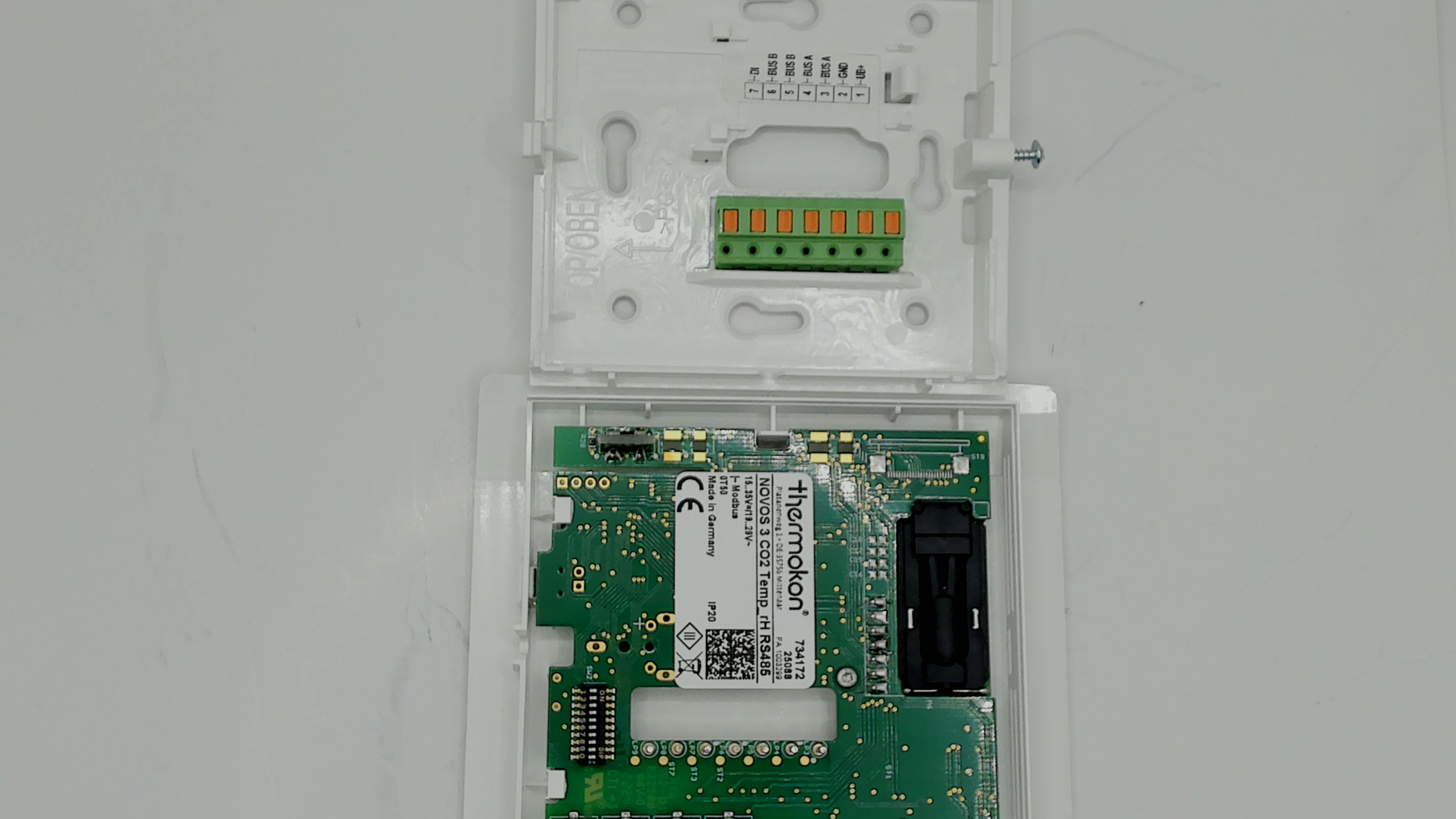 734172 NOVOS 3 CO2 weiss Temp-rH RS485 Modbus