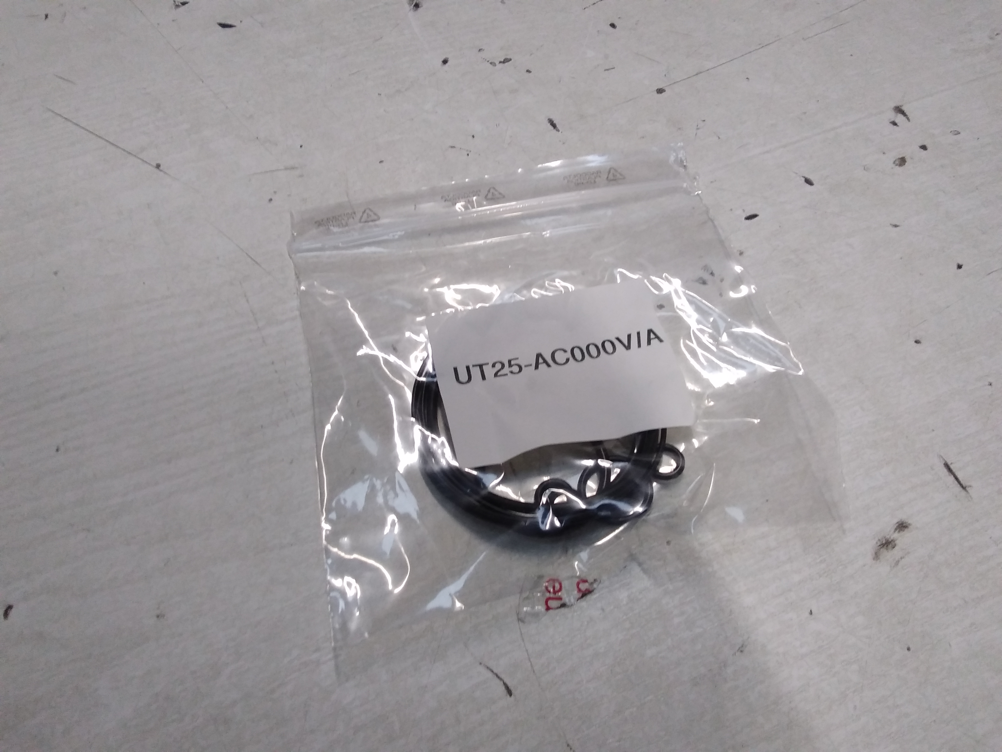 UT25-AC000V/A