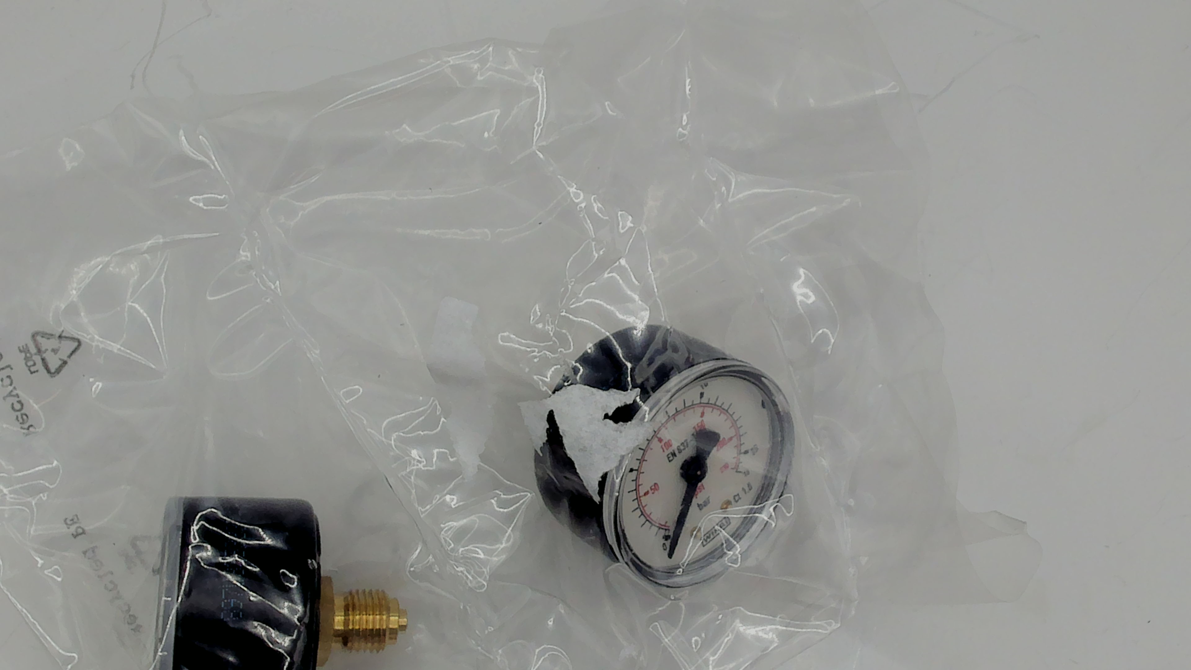 Manometer Ø50, 0-16bar/psi
