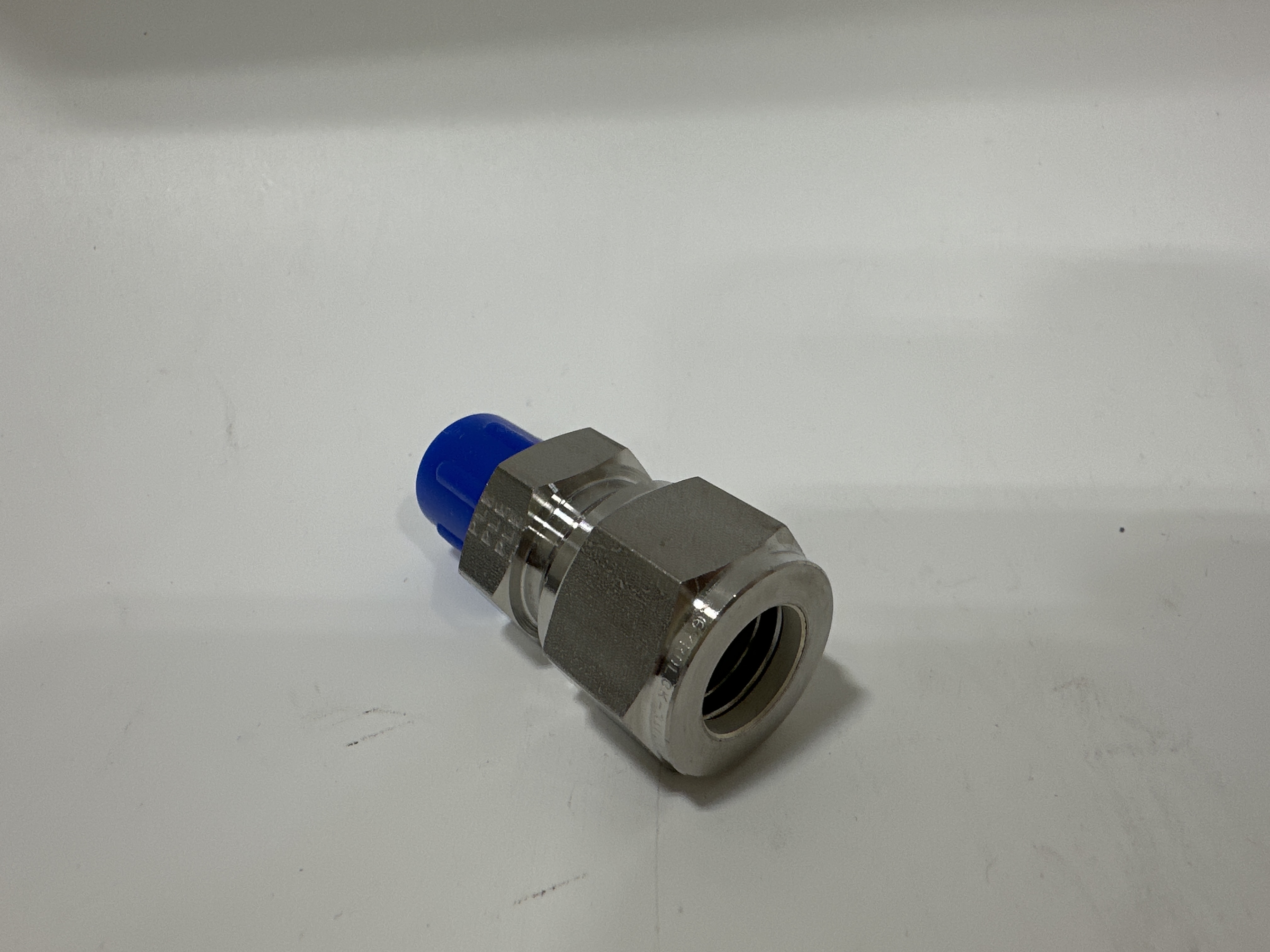 8CM4316EC