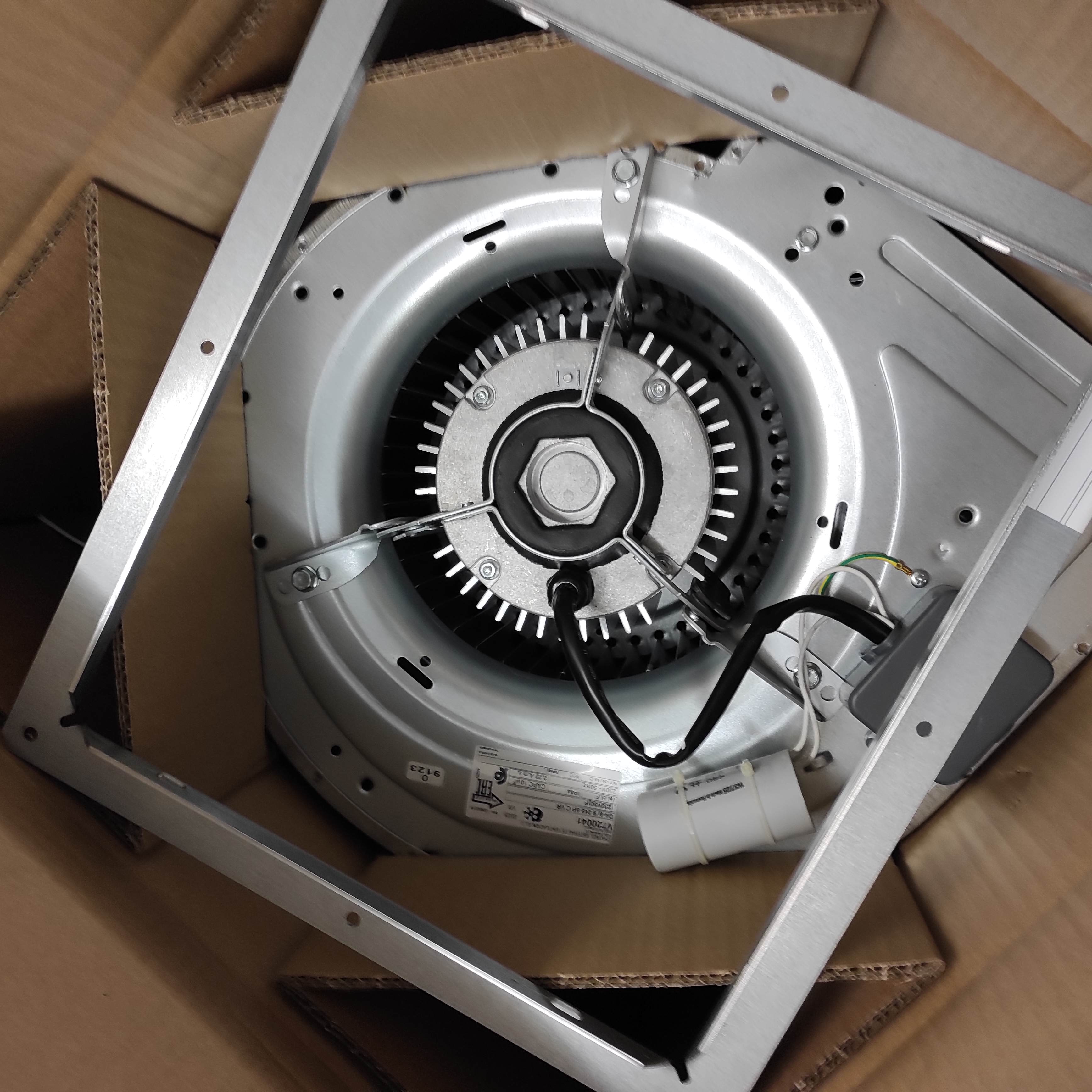 V720041/ DA9/9 CM/AL 245W 6P