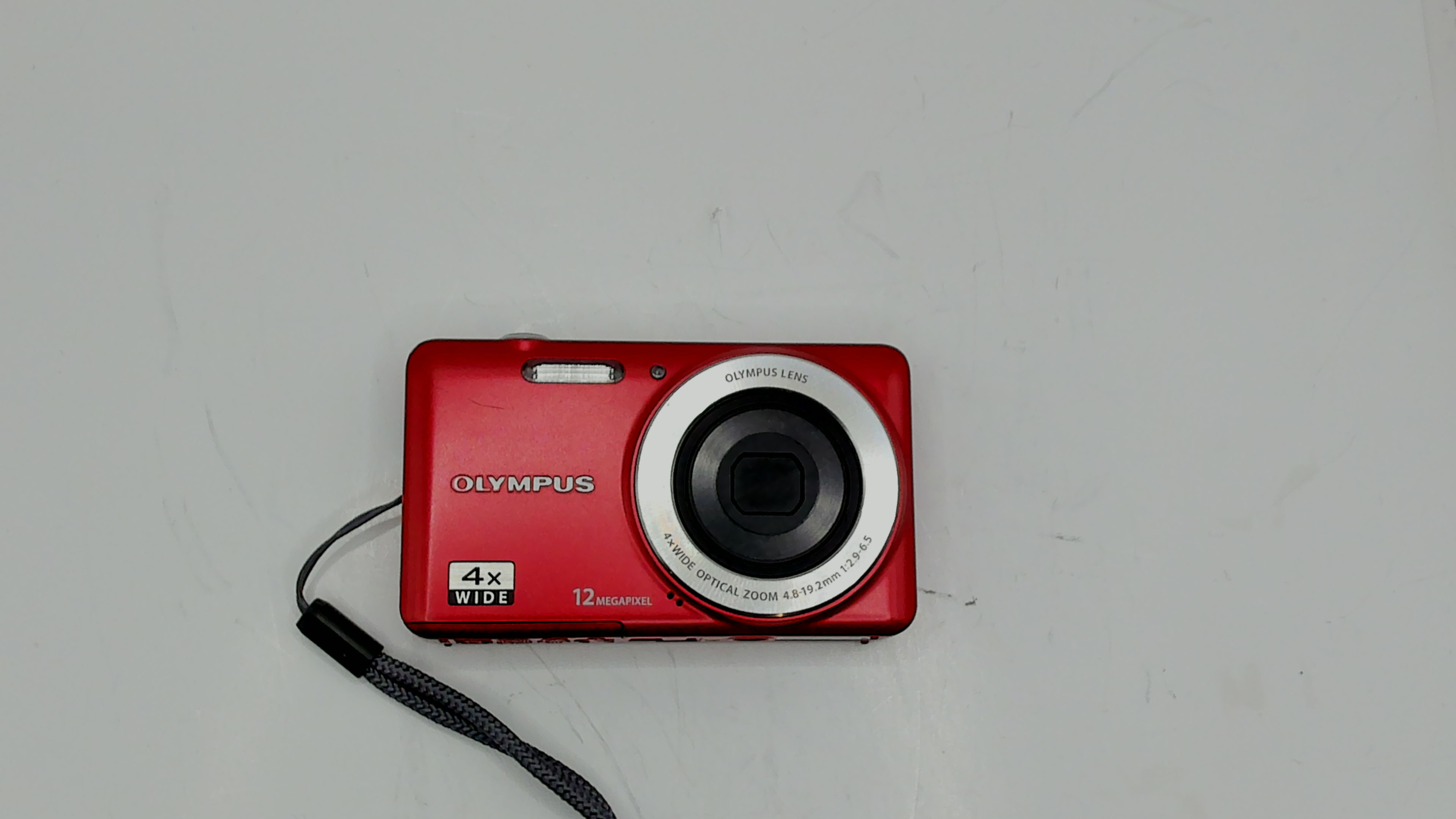D-700 Digitalkamera 12MP