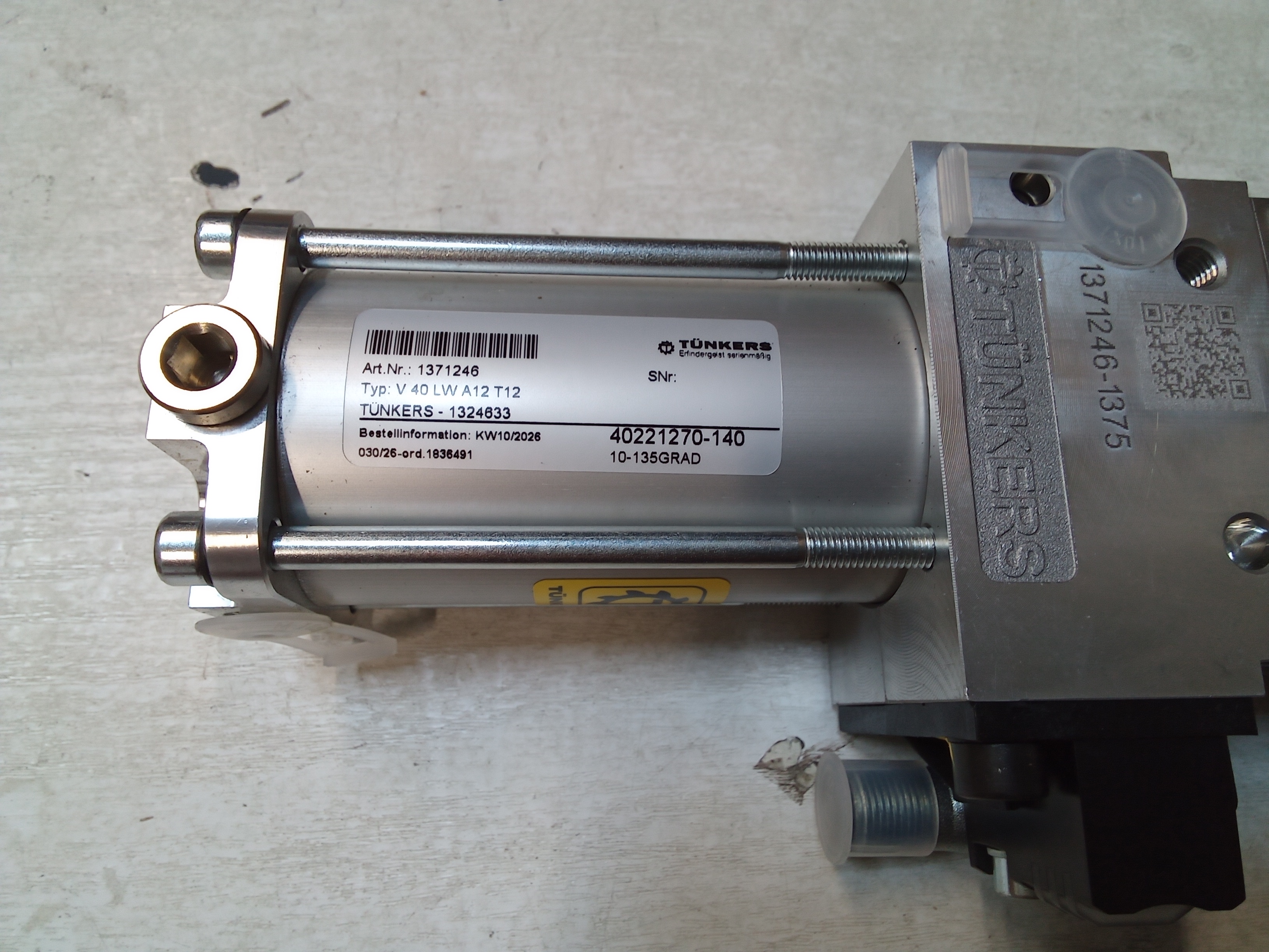 V 40 LW A12 T12