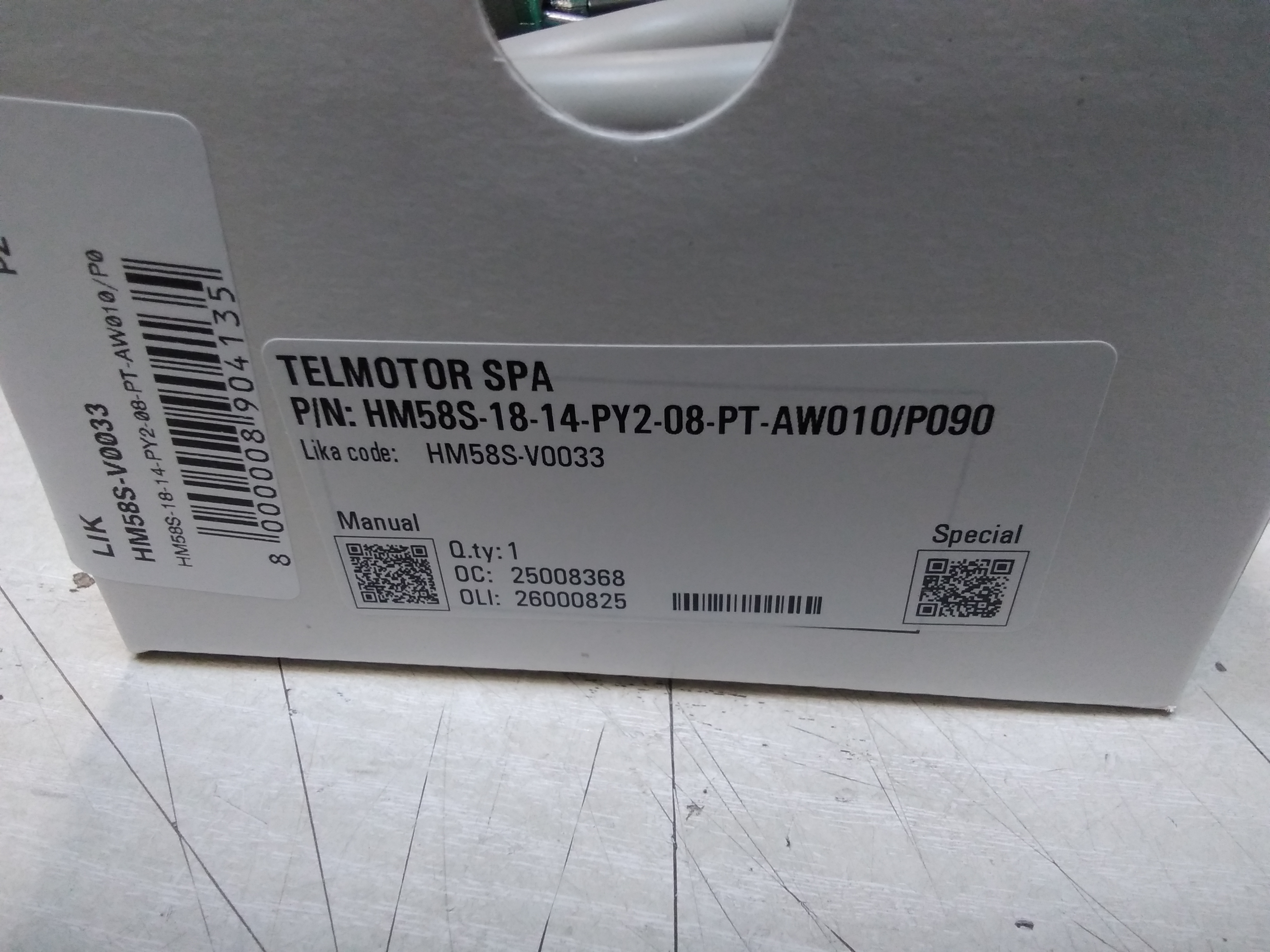 HM58S-18-14-PY2-08-PT-AW010/P090