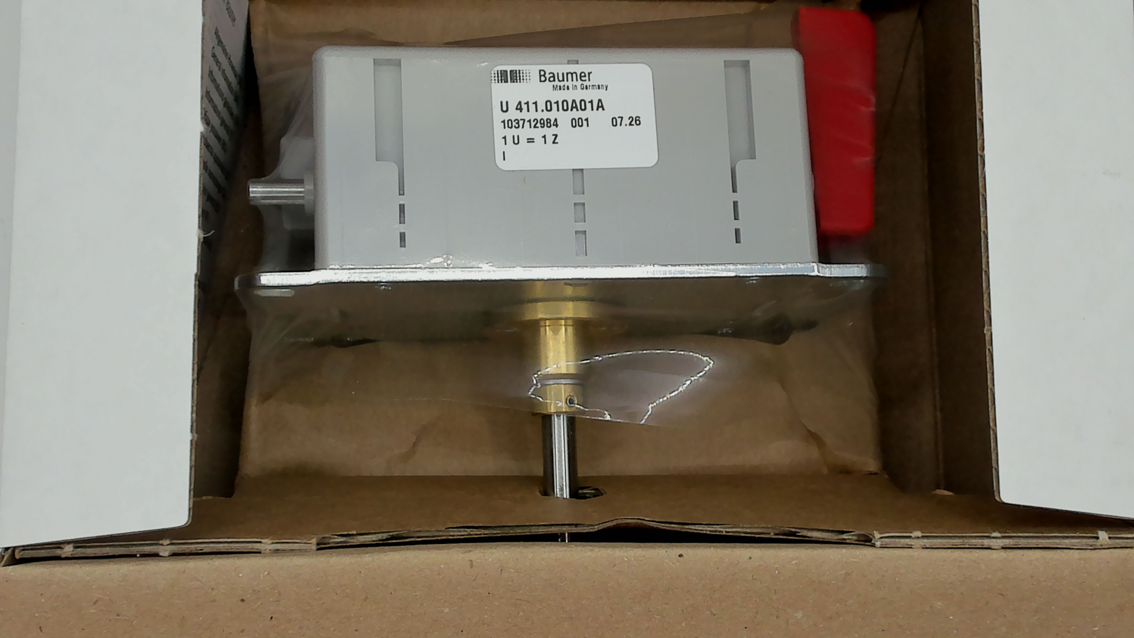 U 411.010A01A / 11033886