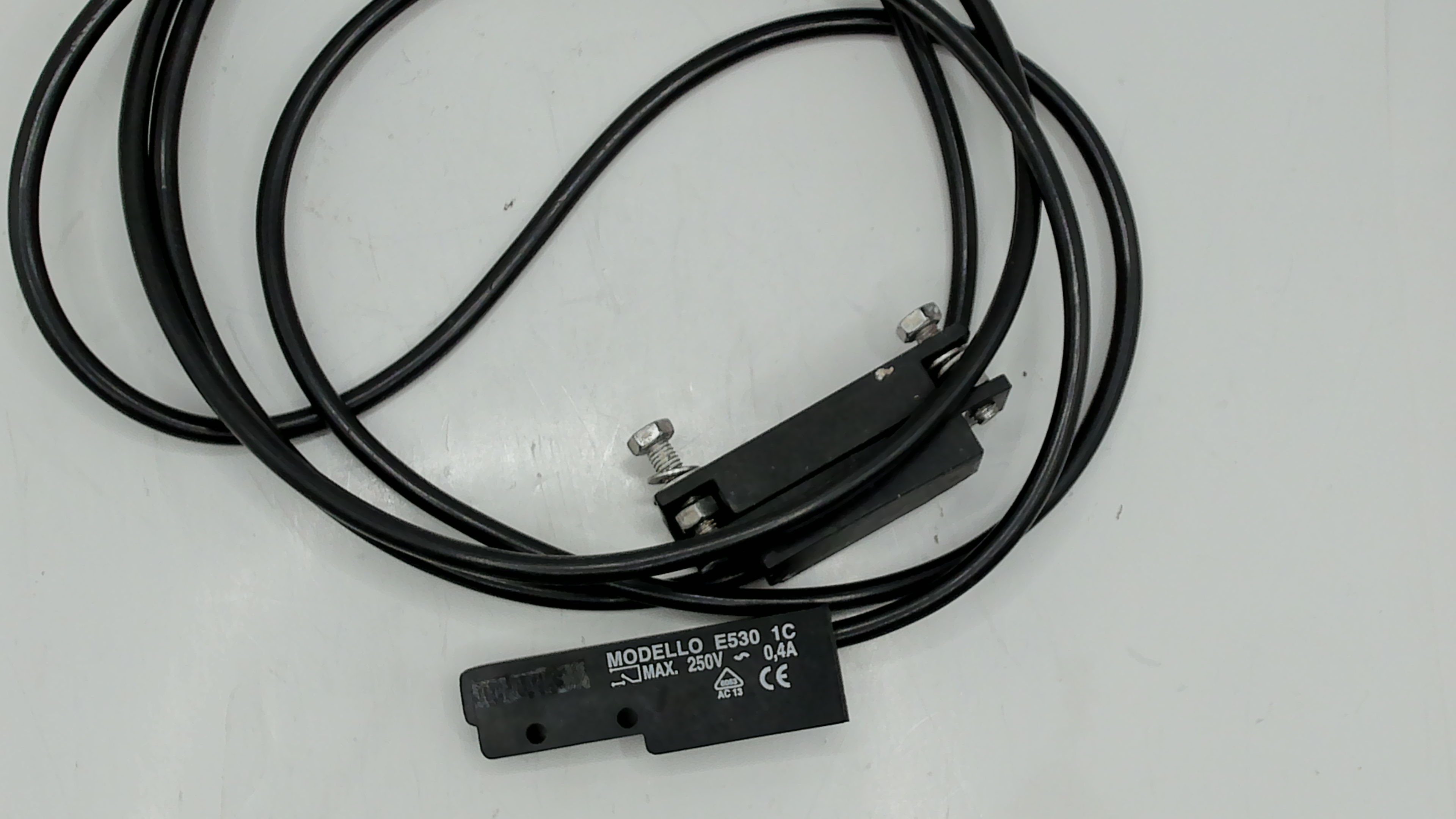 25240003 / E5301C