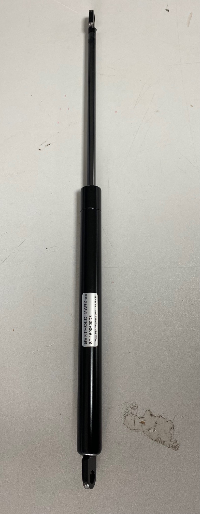 ST1600600D8
