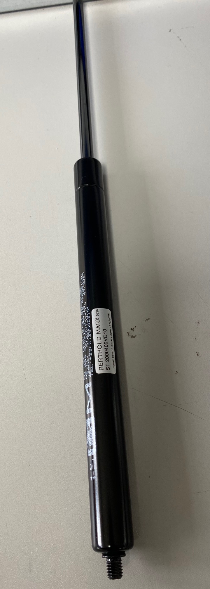 ST 2000400VD10