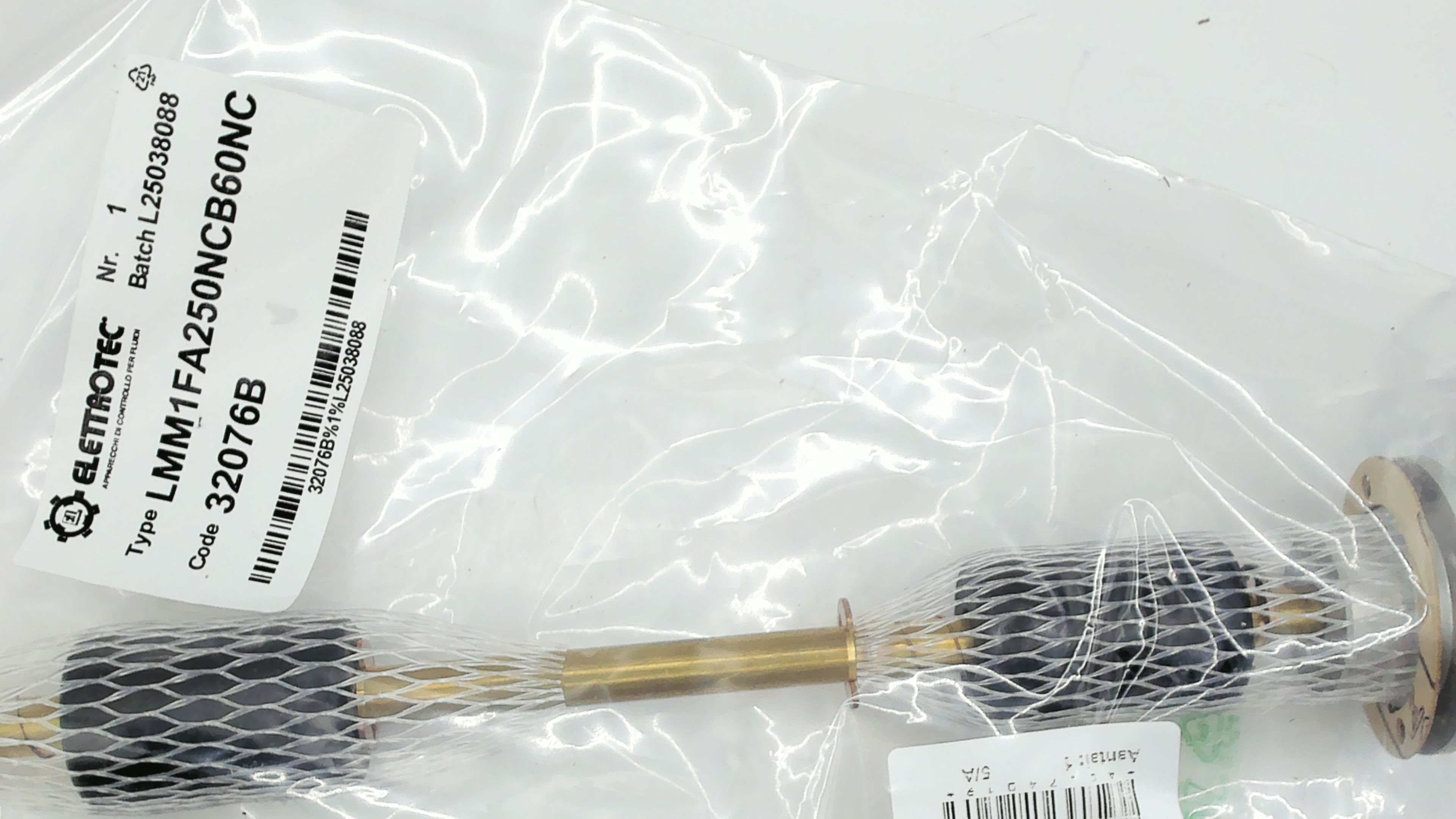 LMM1FA250B60