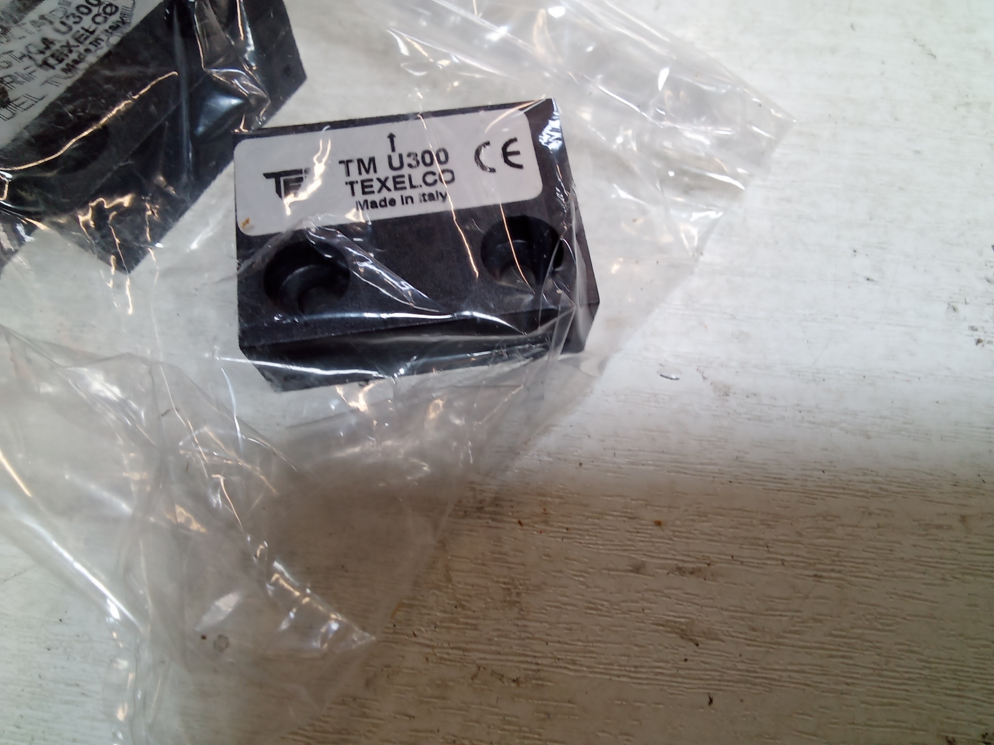 TM U300