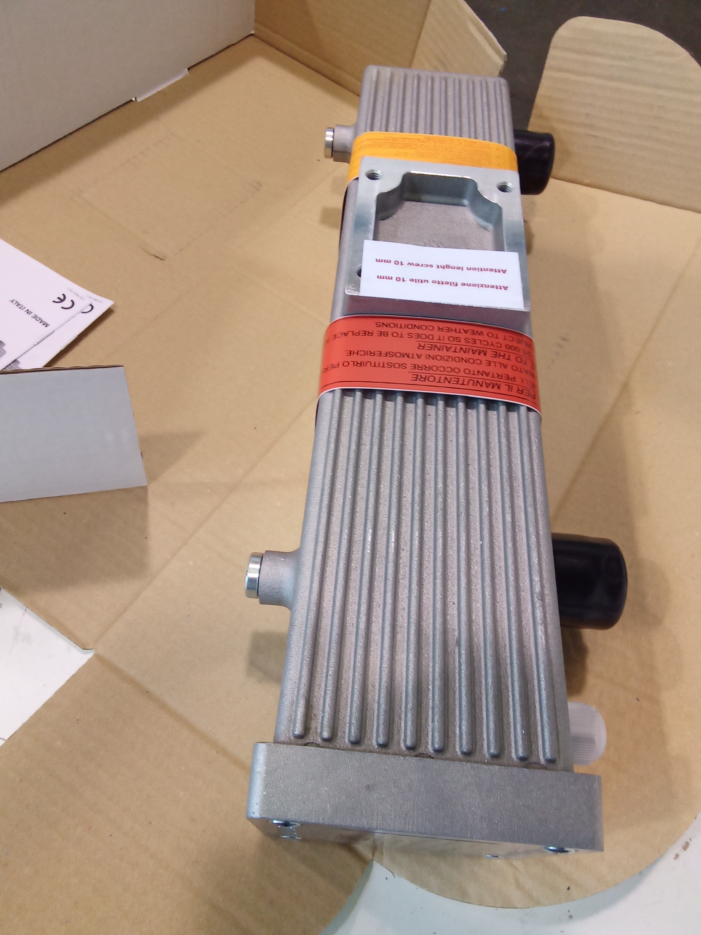 RA-12000
