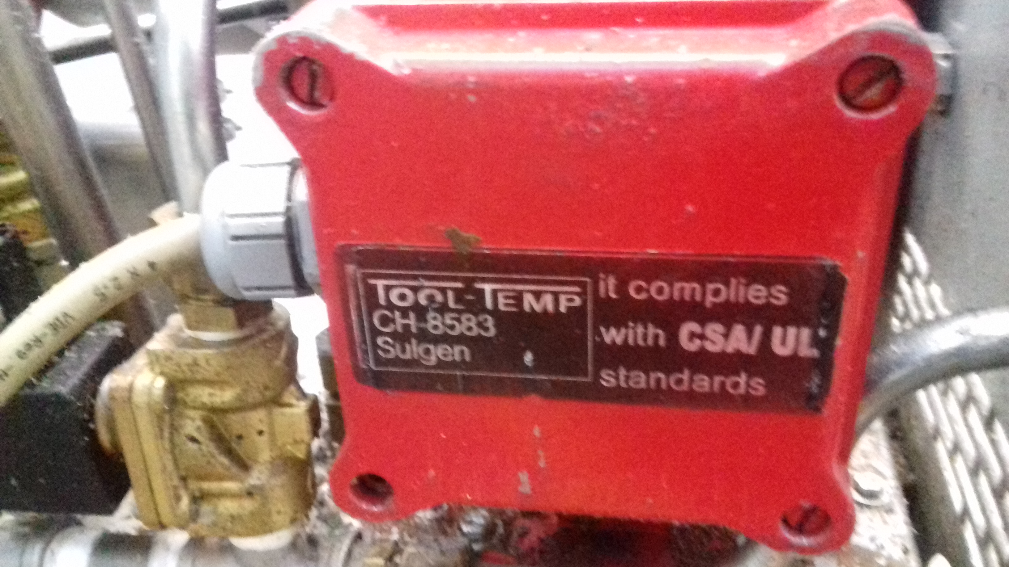 E-PV-41 (EB0200565) - old code; E-PV-41 (EB0201204)