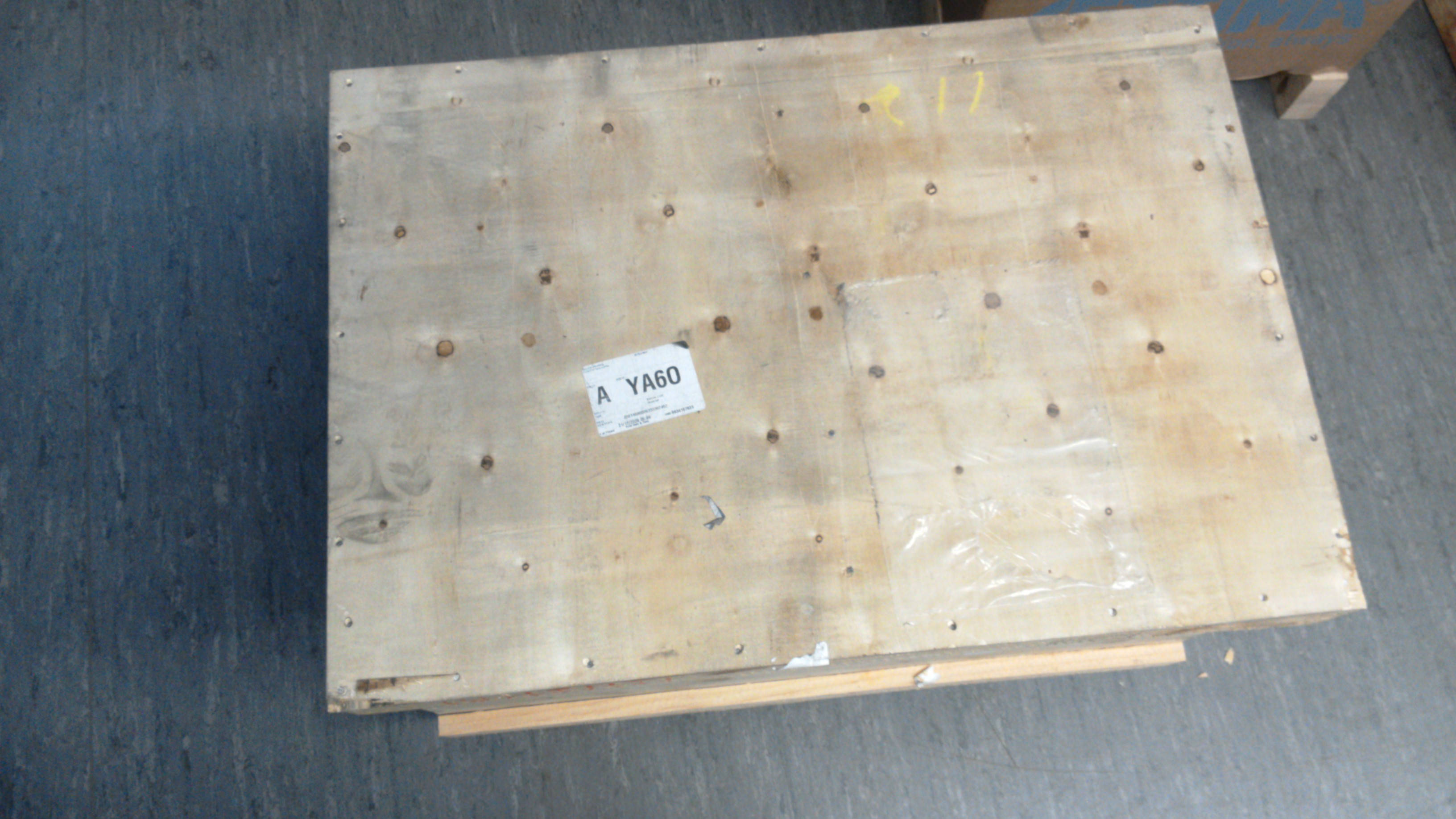 J39M050010240 (J39M050010242)