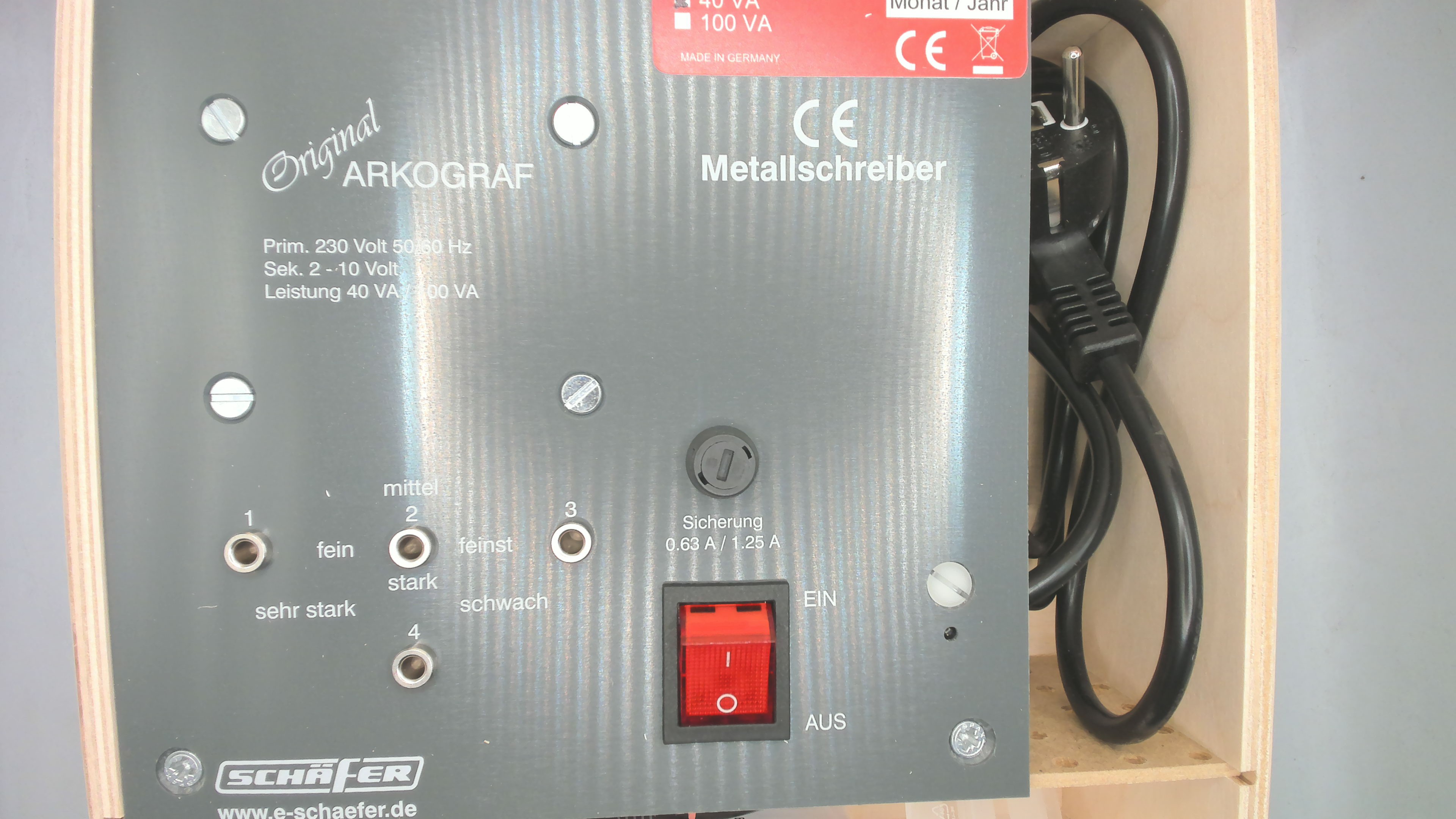 11000 / FH70040