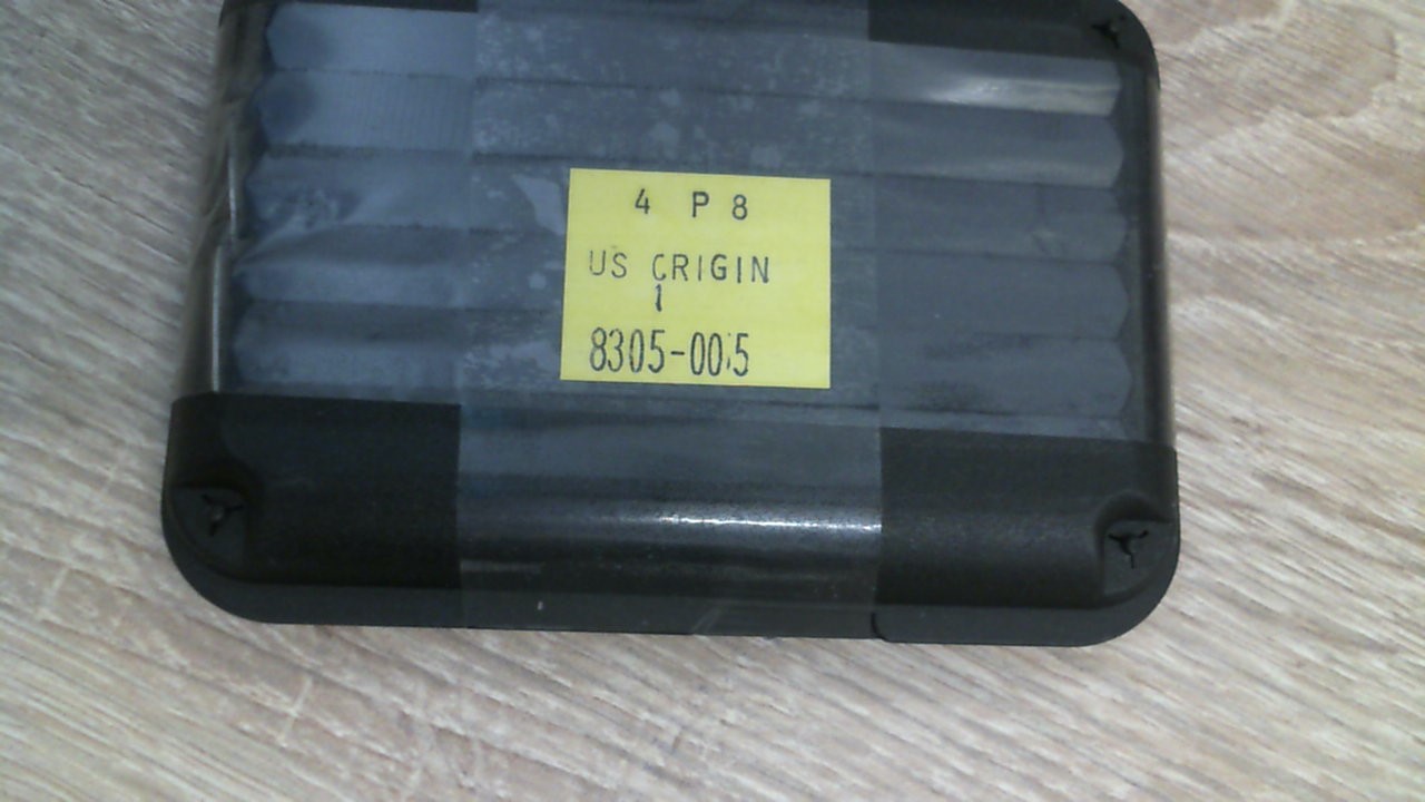 008305-005