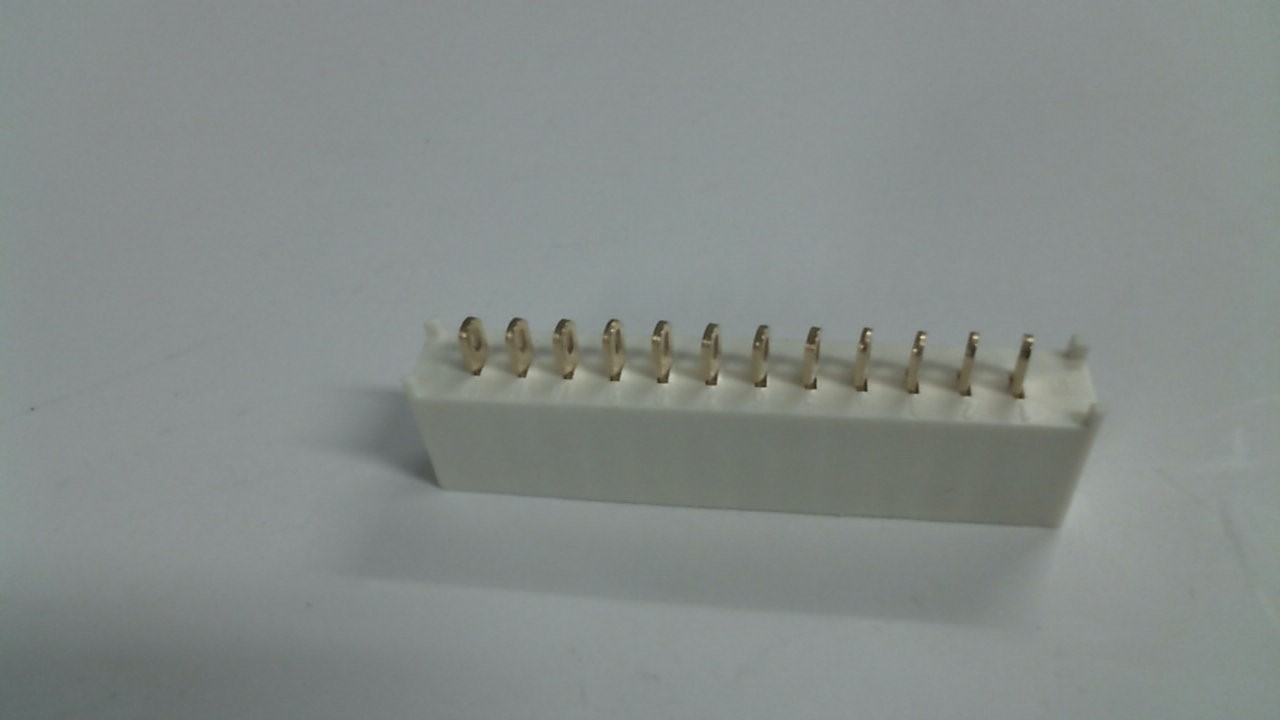 CU400272
