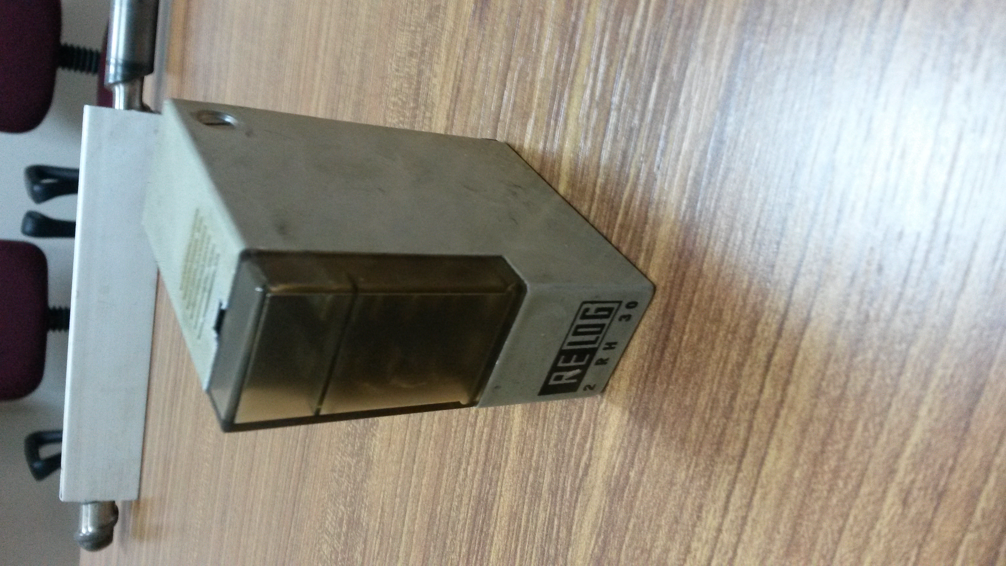 731284000  